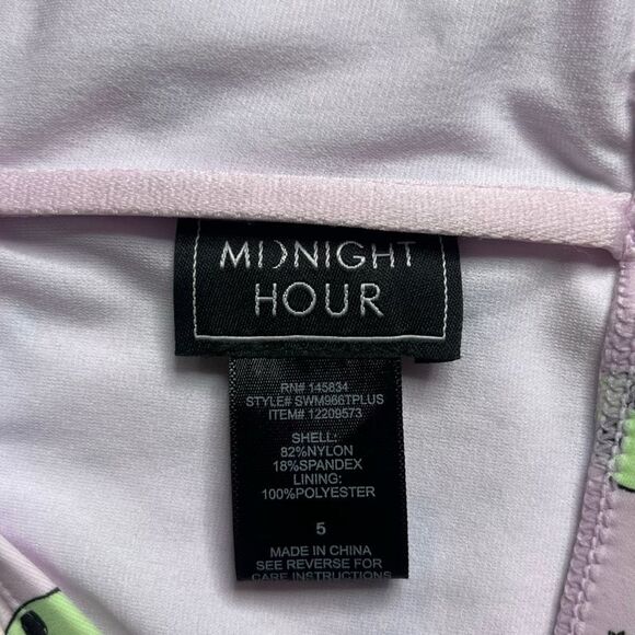 HOT TOPIC Women’s Purple Midnight Hour Alien Halter Bikini Top Size 5 - Picture 3 of 4